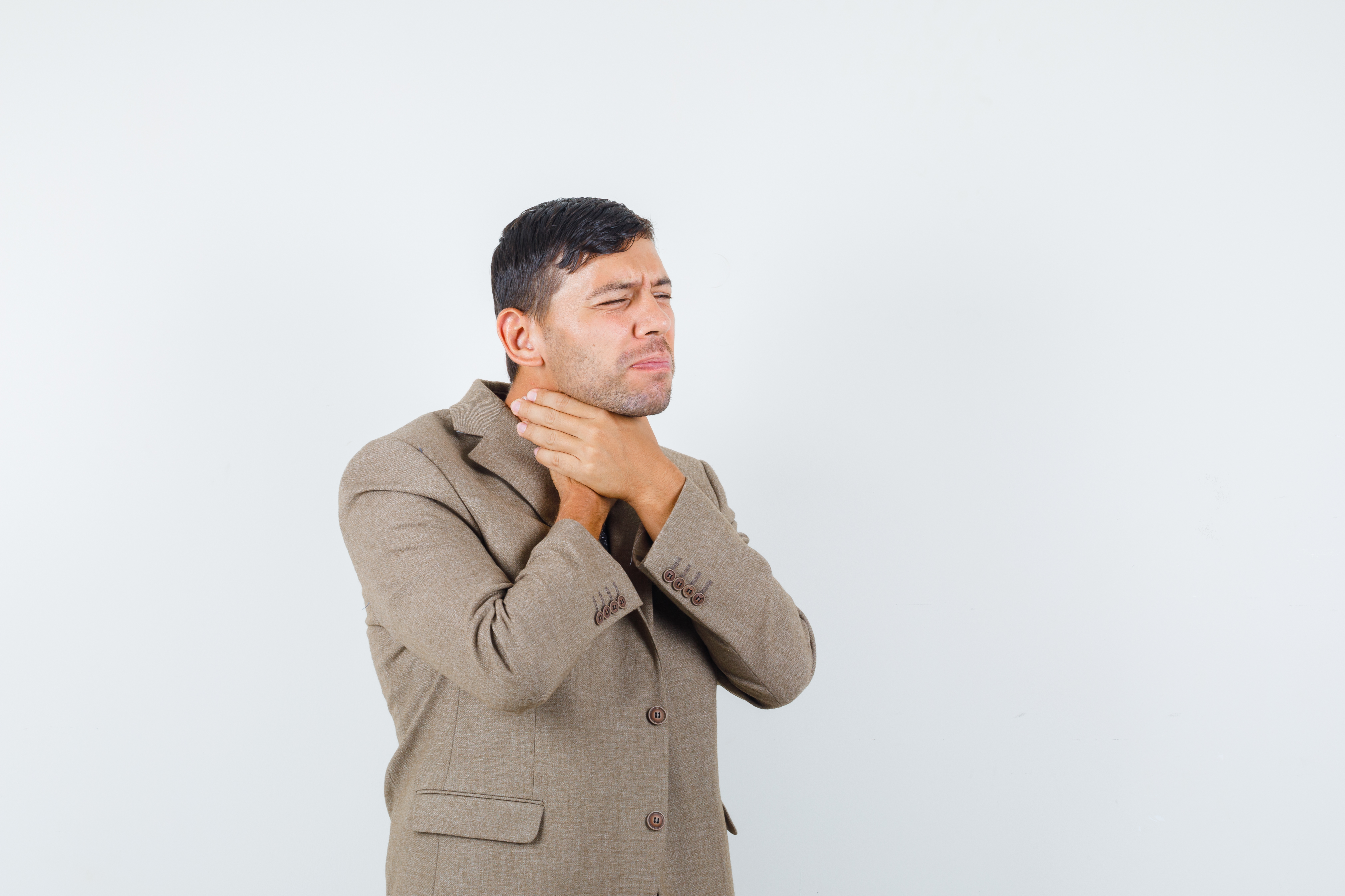 Strep Throat: Symptoms, Complications, Diagnosis & Self-Care Tips