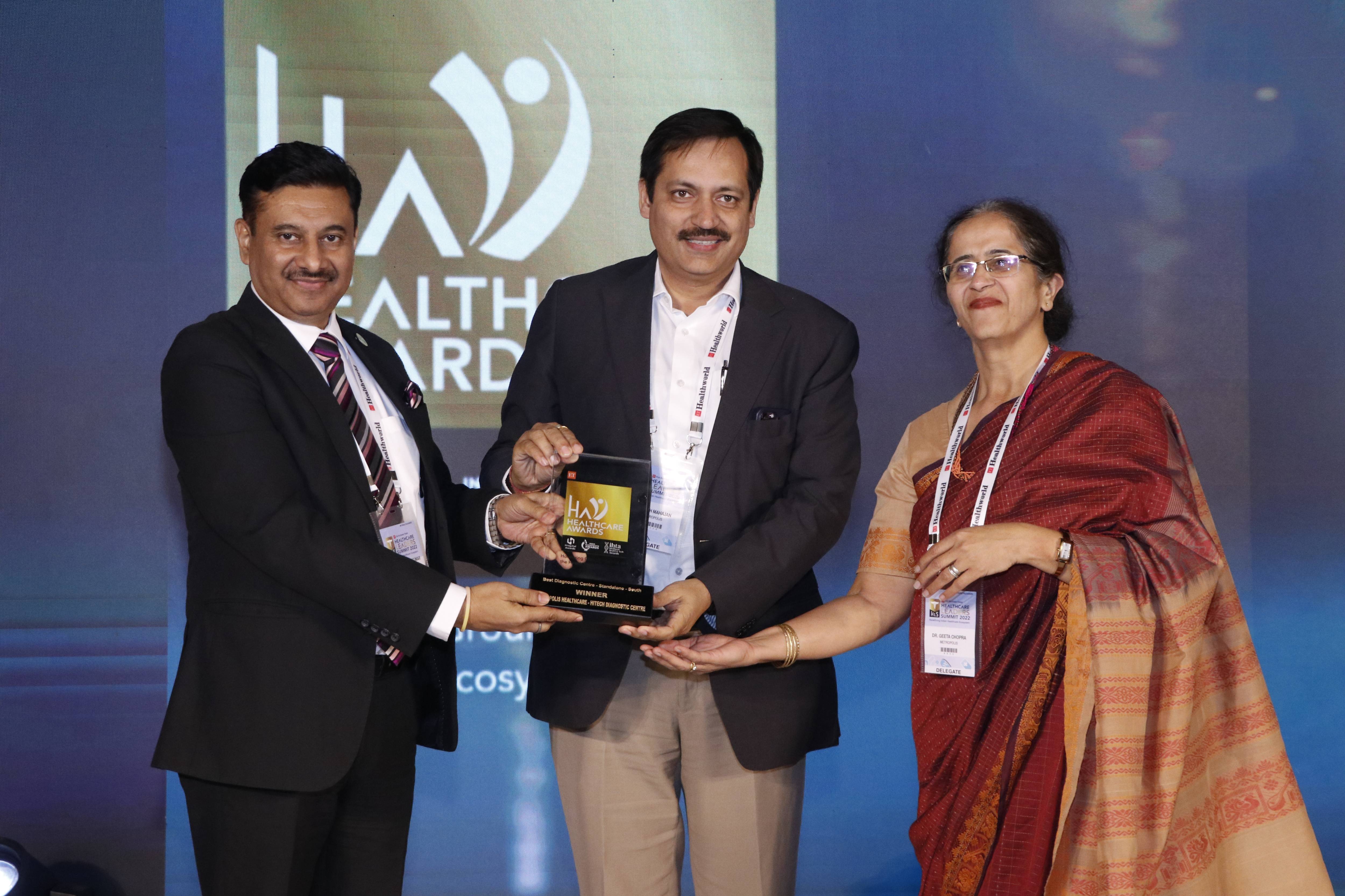‘Best Standalone Regional Laboratory Chain – South’ Award for Hitech Diagnostic Centre